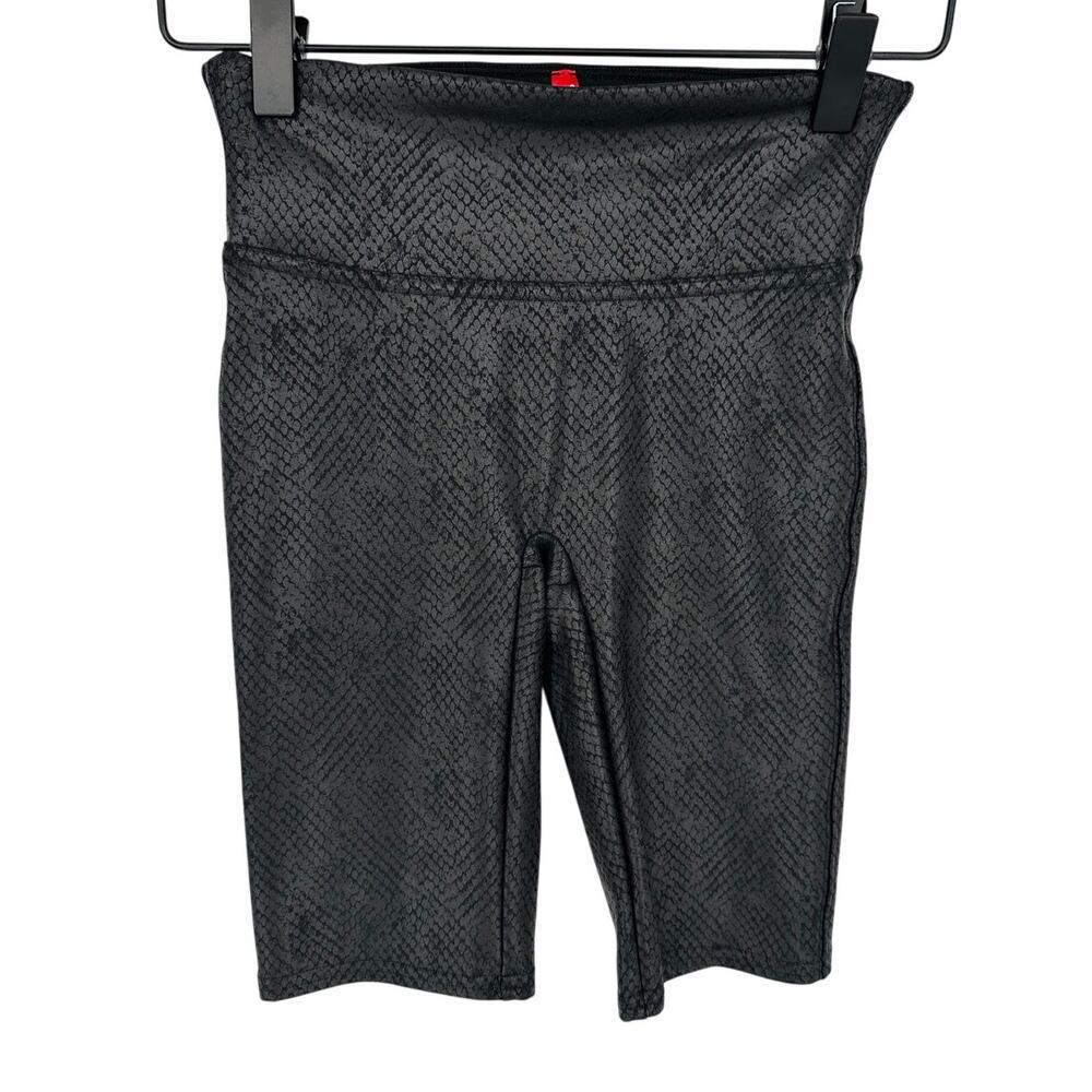 Spanx Faux Leather Snakeskin Bike Shorts XS Black Metallic Tummy Control Gym Hot